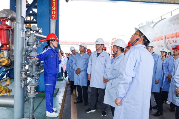 1716775452598612.jpg 04观摩照片_副本.jpg